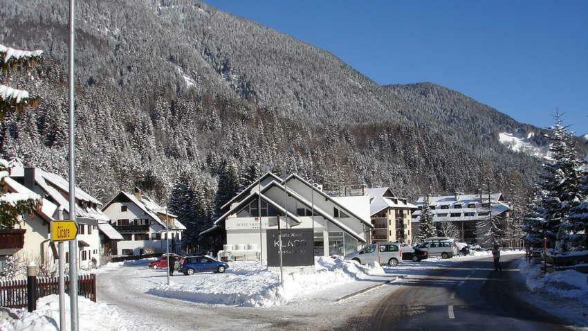 Klass 203 Kranjska Gora Bagian luar foto